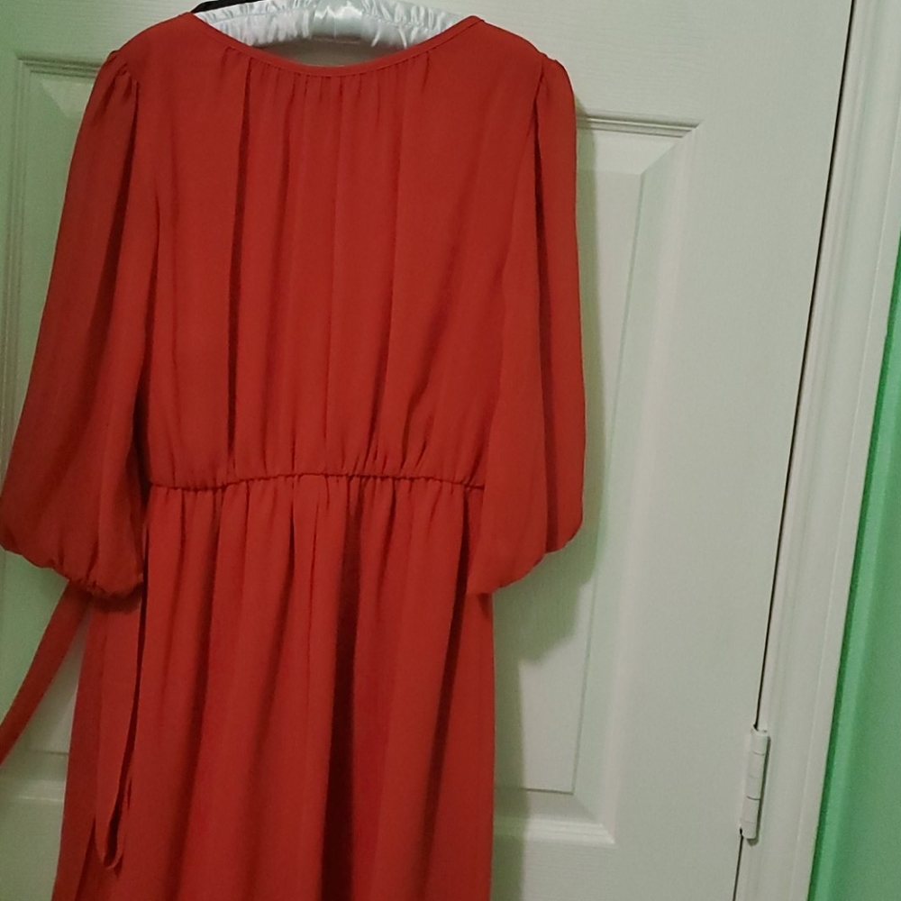 Dress - Picture 2 of 2